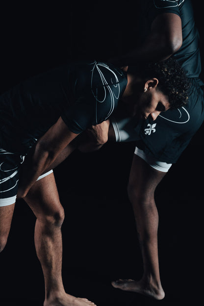 "SIGNATURE" 2-IN-1 FIGHT SHORTS